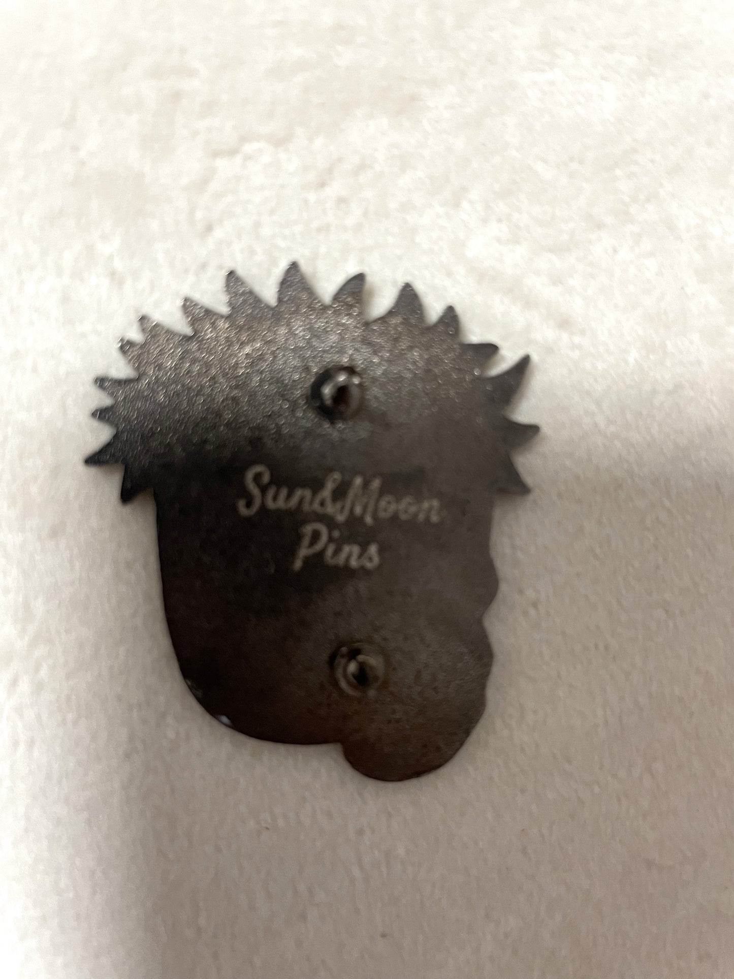 Jujutsu Kaisen enamel pin