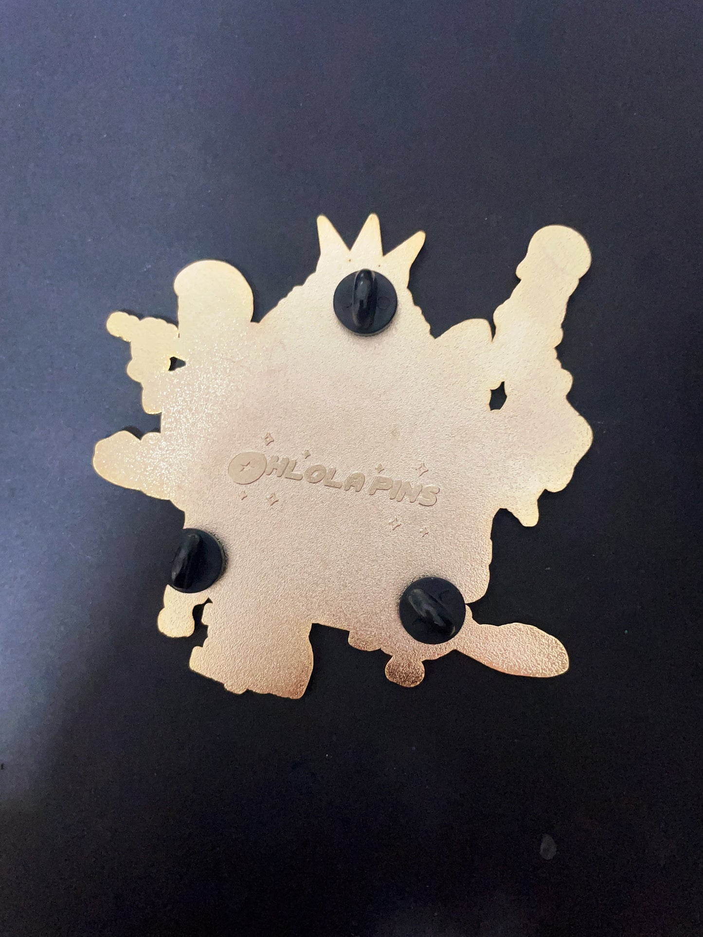 ohlola Kingdom Hearts pin