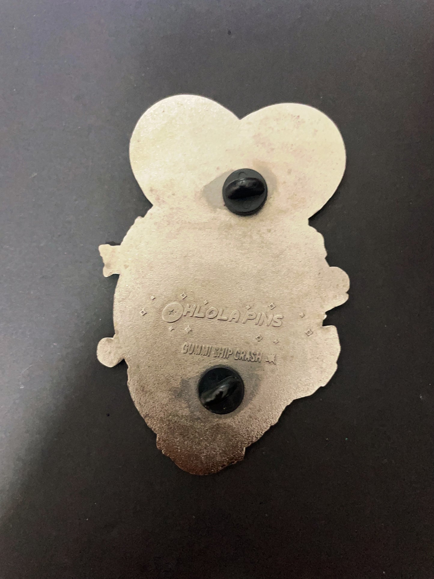 ohlola Kingdom Hearts pin