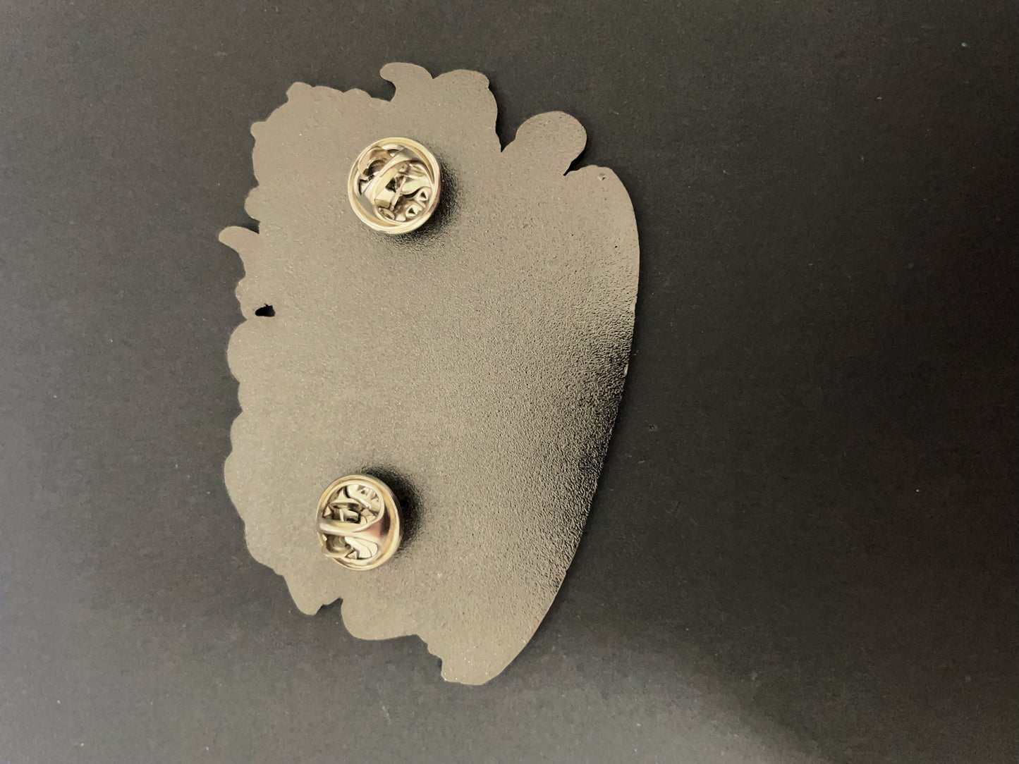 one piece pin
