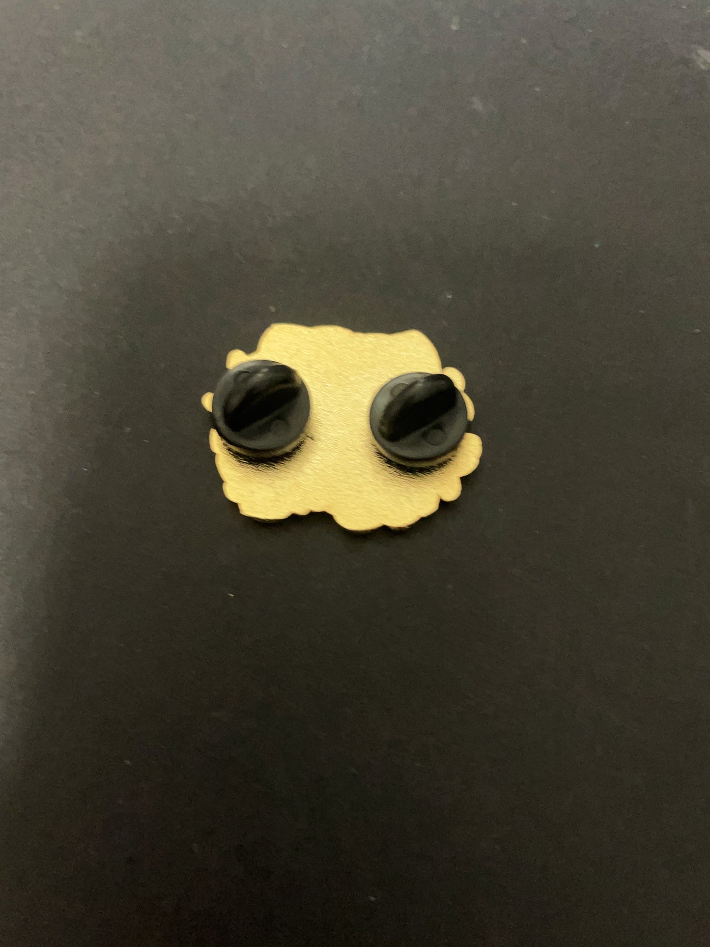 persona 5 pin
