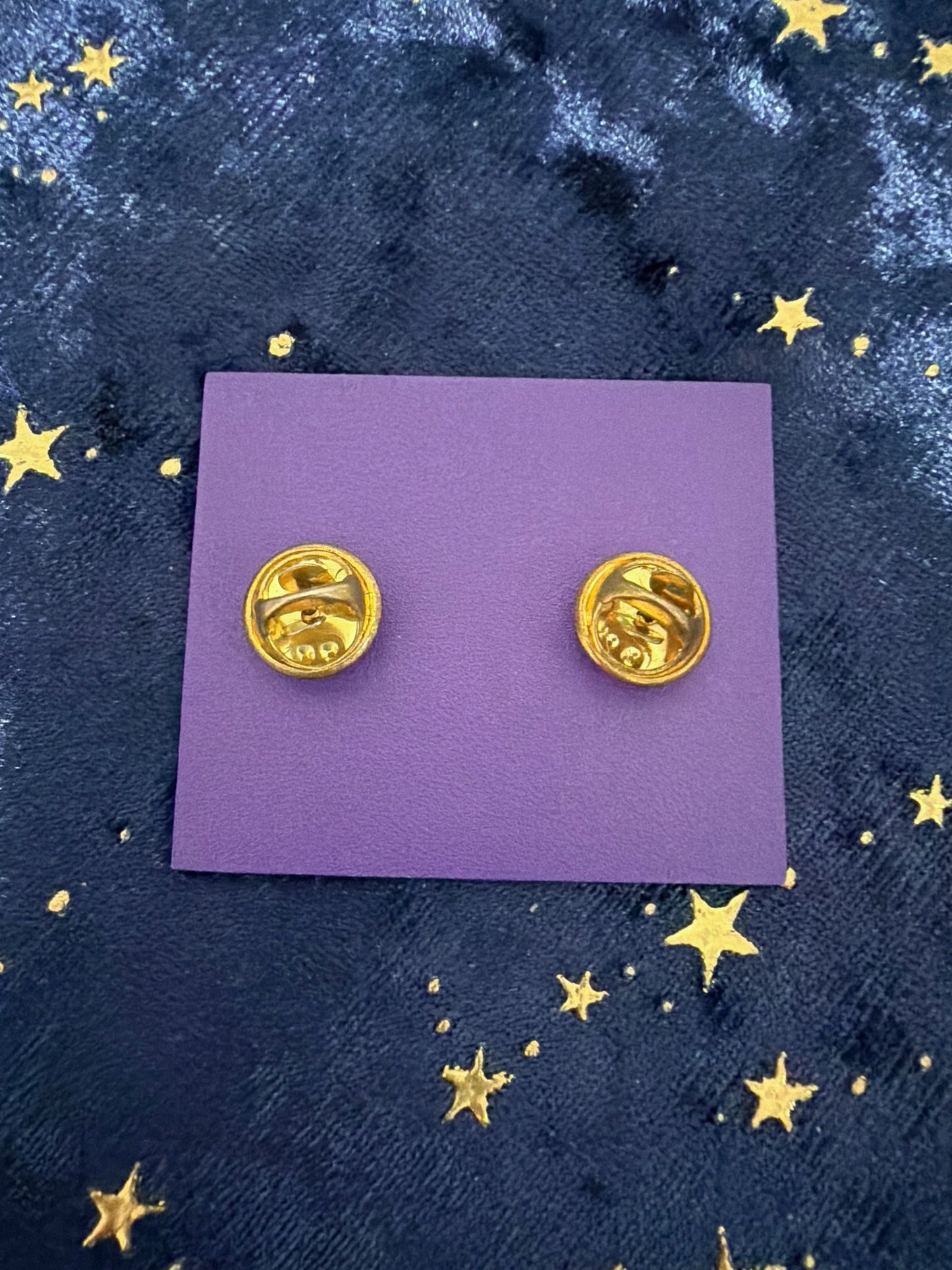 Jujutsu Kaisen Hard Enamel Pins – Limited Anime Collectible pin
