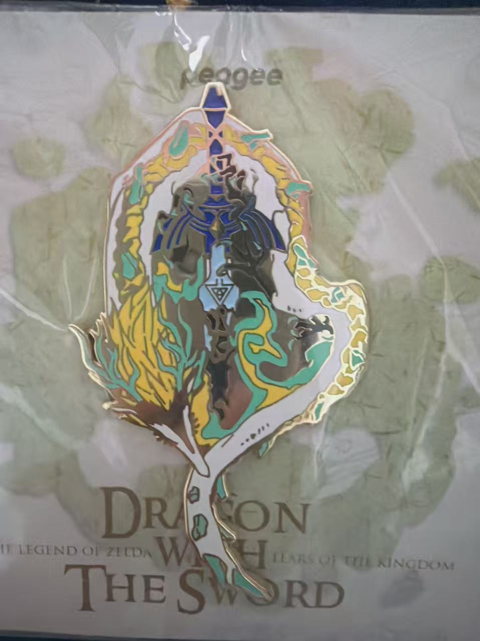 The Legend of Zelda pins:A DRAGON WITH THE SWORD