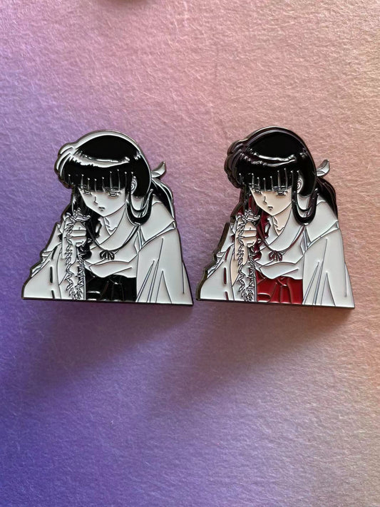  Inuyasha Kikyo Enamel Pin 