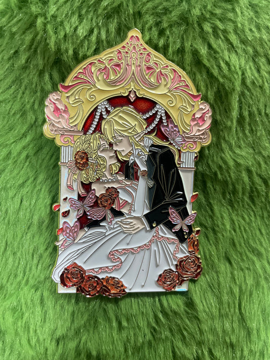 Legend of Zelda and link  hard enamel Pin– Limited Edition Collector's Item