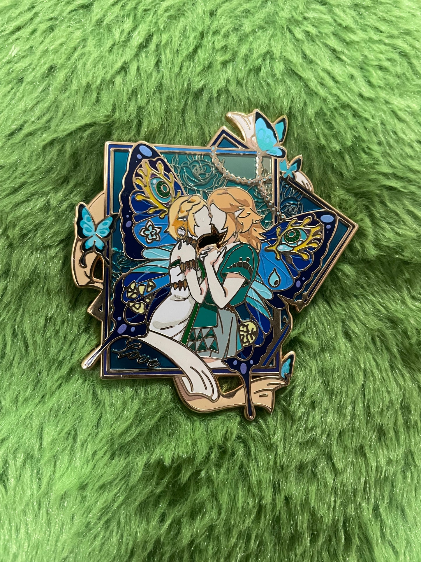Legend of Zelda and link  hard enamel Pin