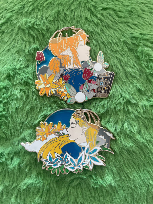 Legend of Zelda soft enamel Pins(2pcs)– Limited Edition Collector's Item