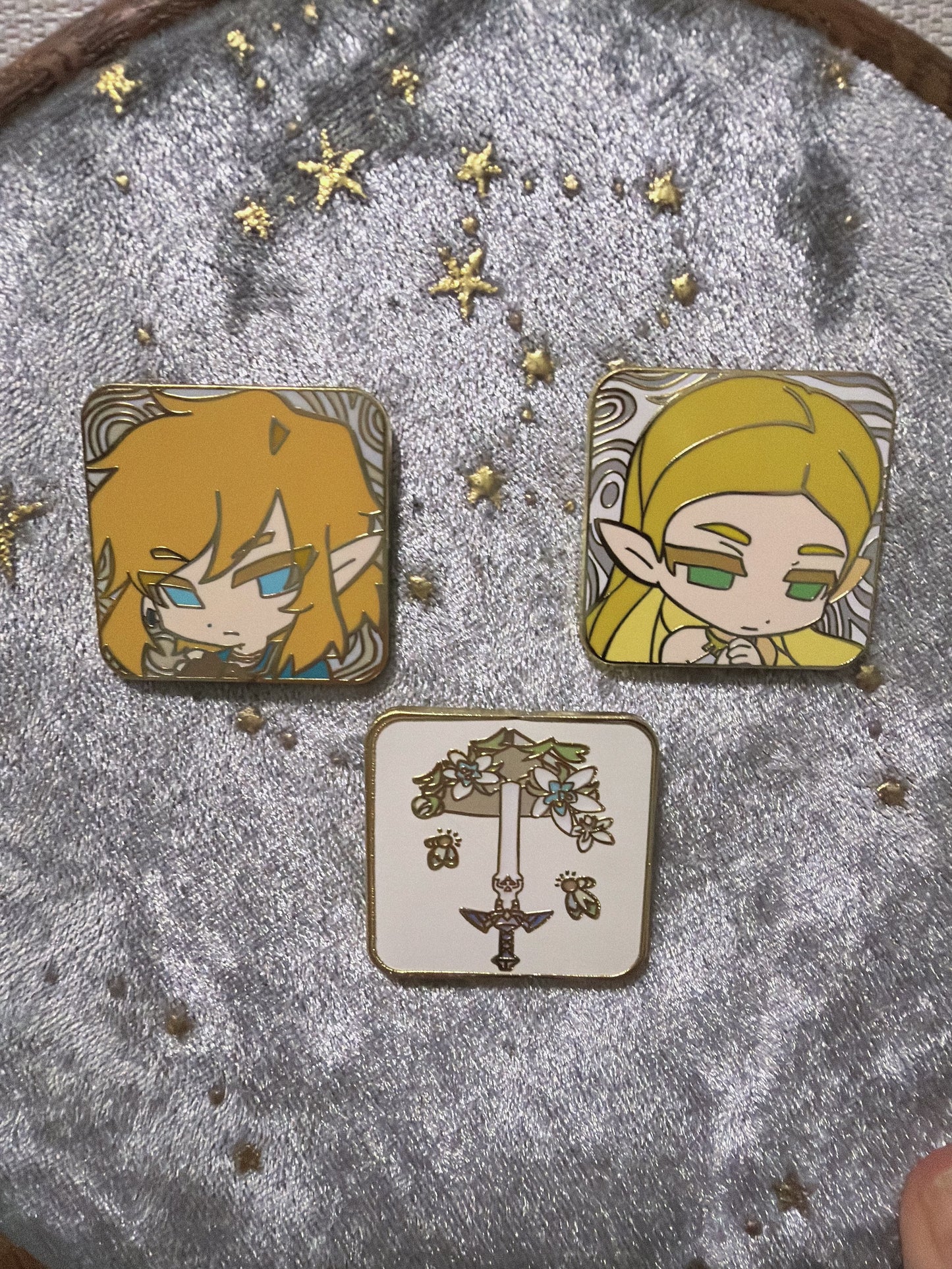 Brand new,Legend of Zelda  hard  enamel Pins(3pcs)