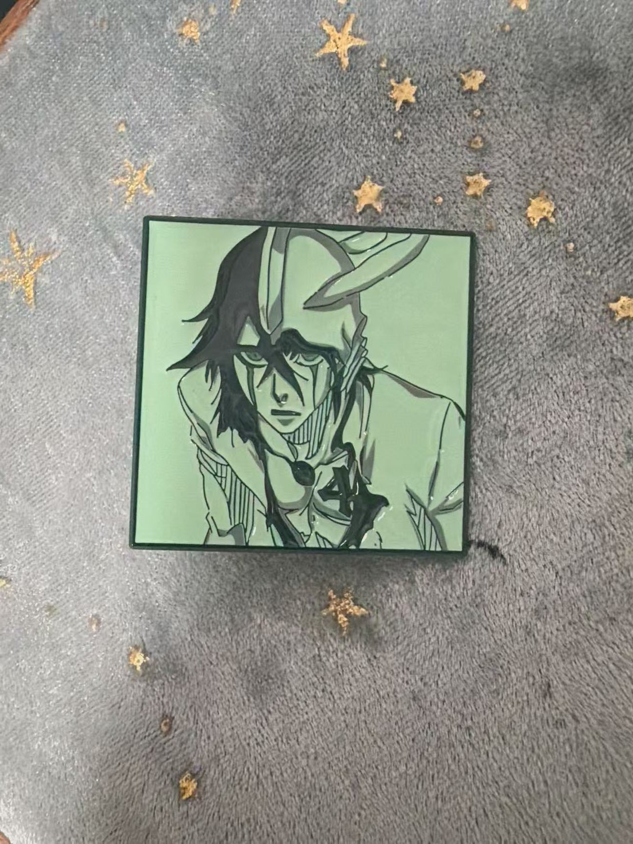 bleach soft enamel pin(green)