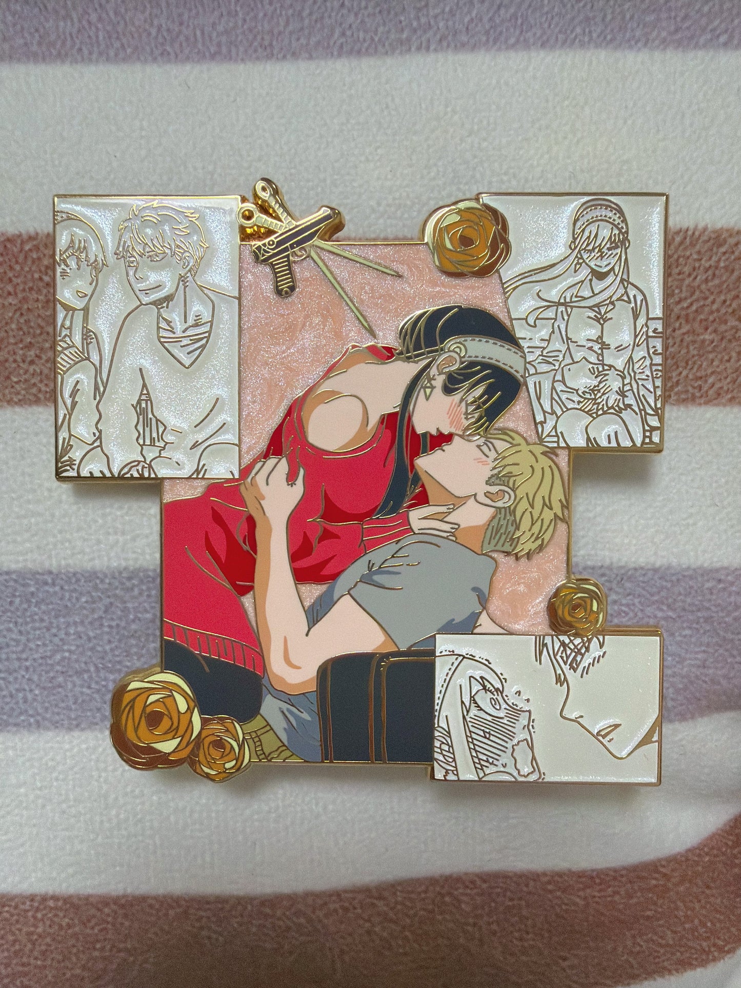 SPY×FAMILY hard enamel pin