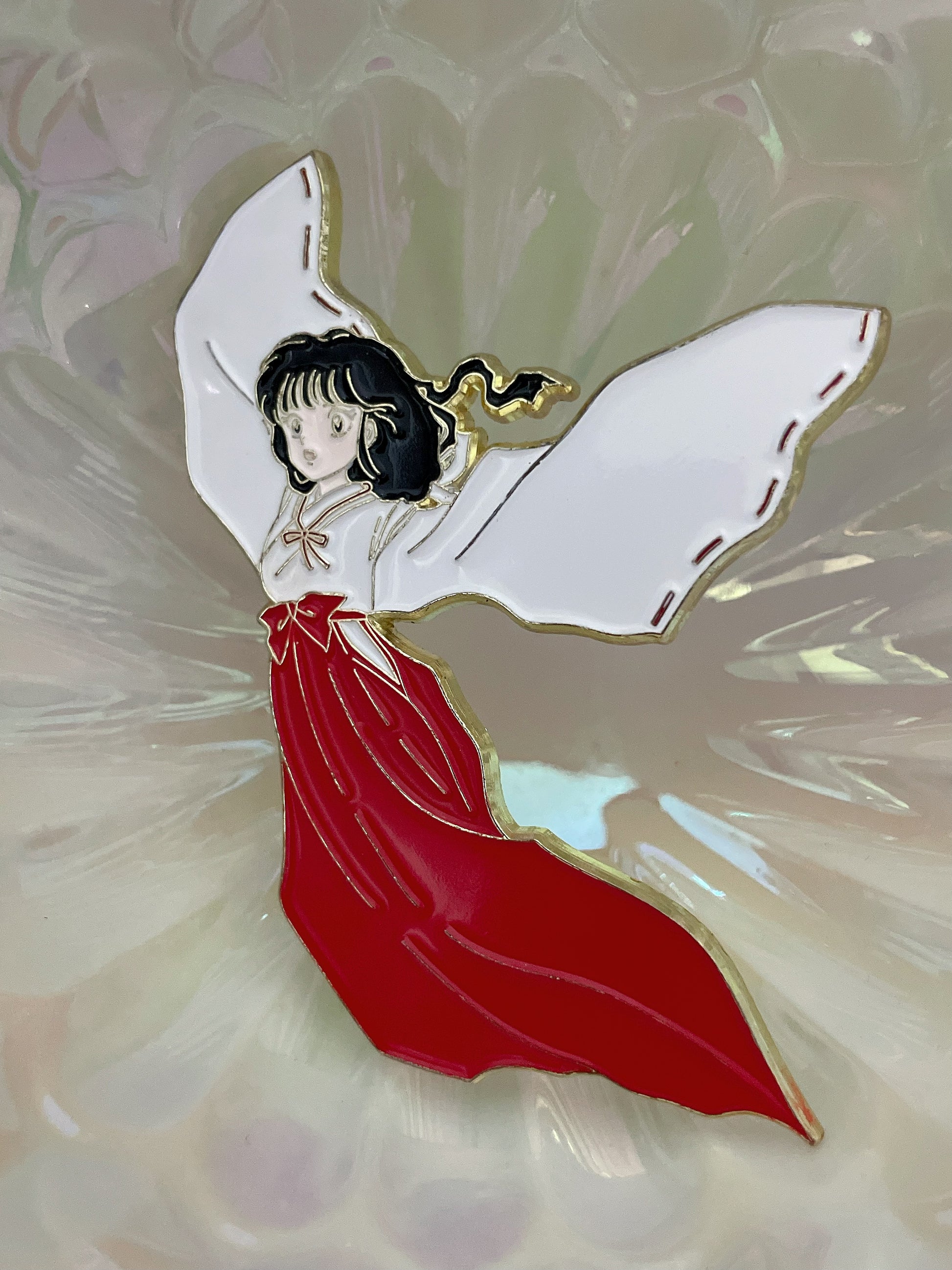 Kikyo Enamel Pin 